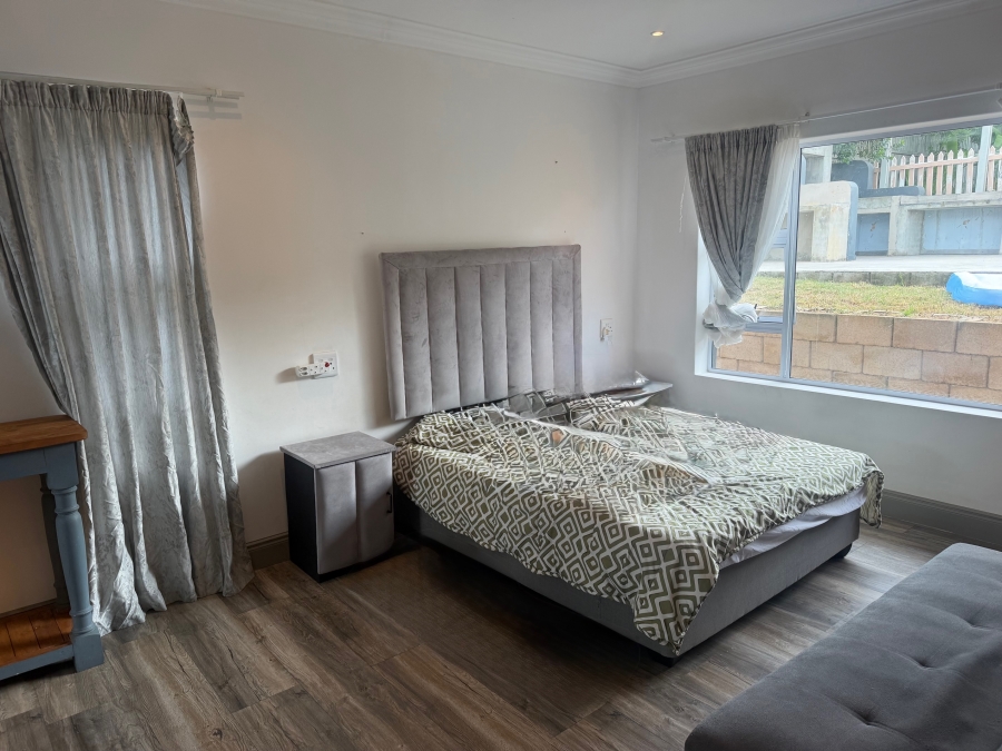 5 Bedroom Property for Sale in Dana Bay Western Cape